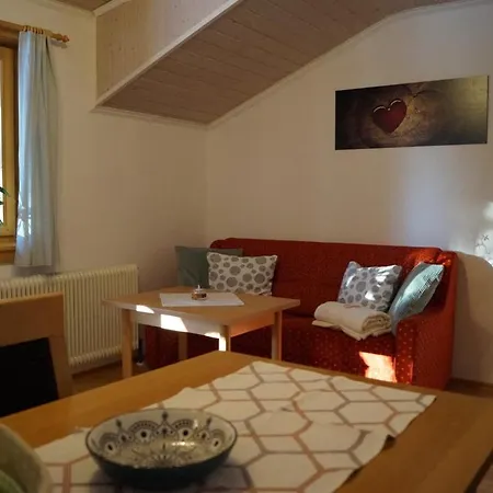Haus Latschenheim 아파트